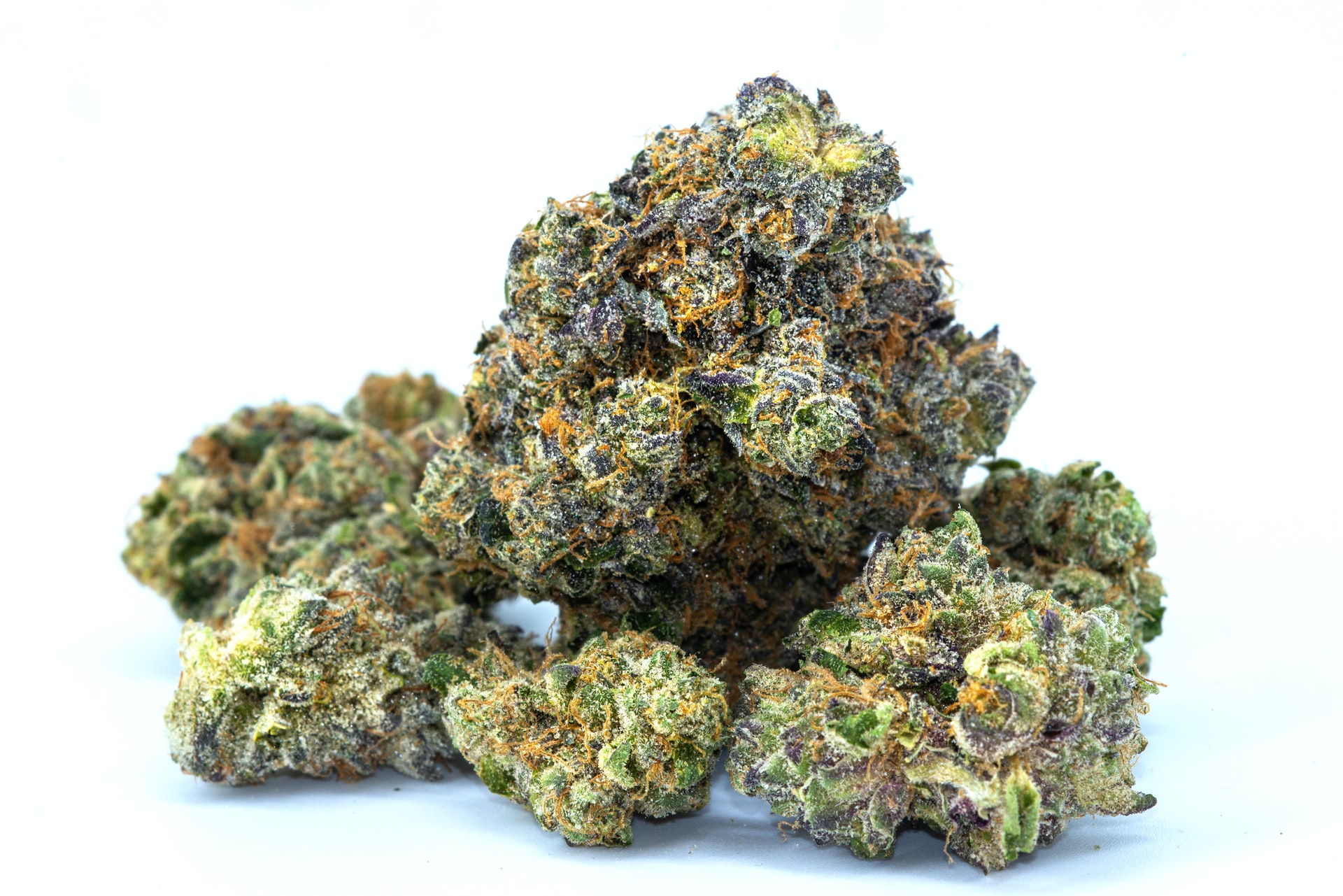 8 Tips & Tricks for How to Perfectly Rehydrate Weed | NuggMD