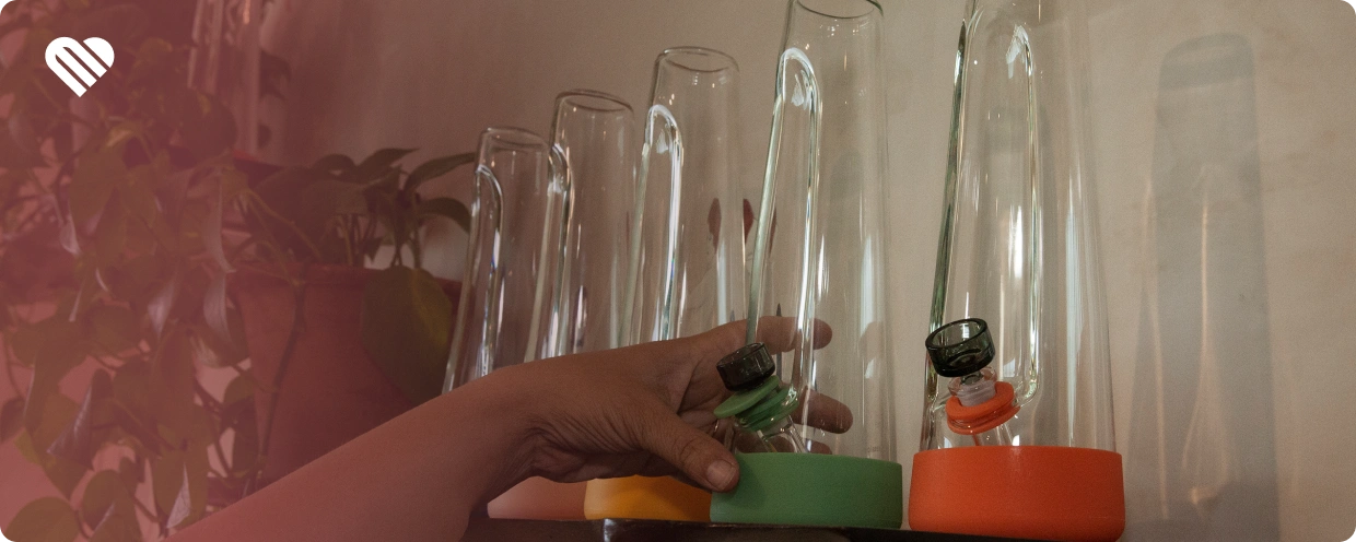 how to make a water bottle bong