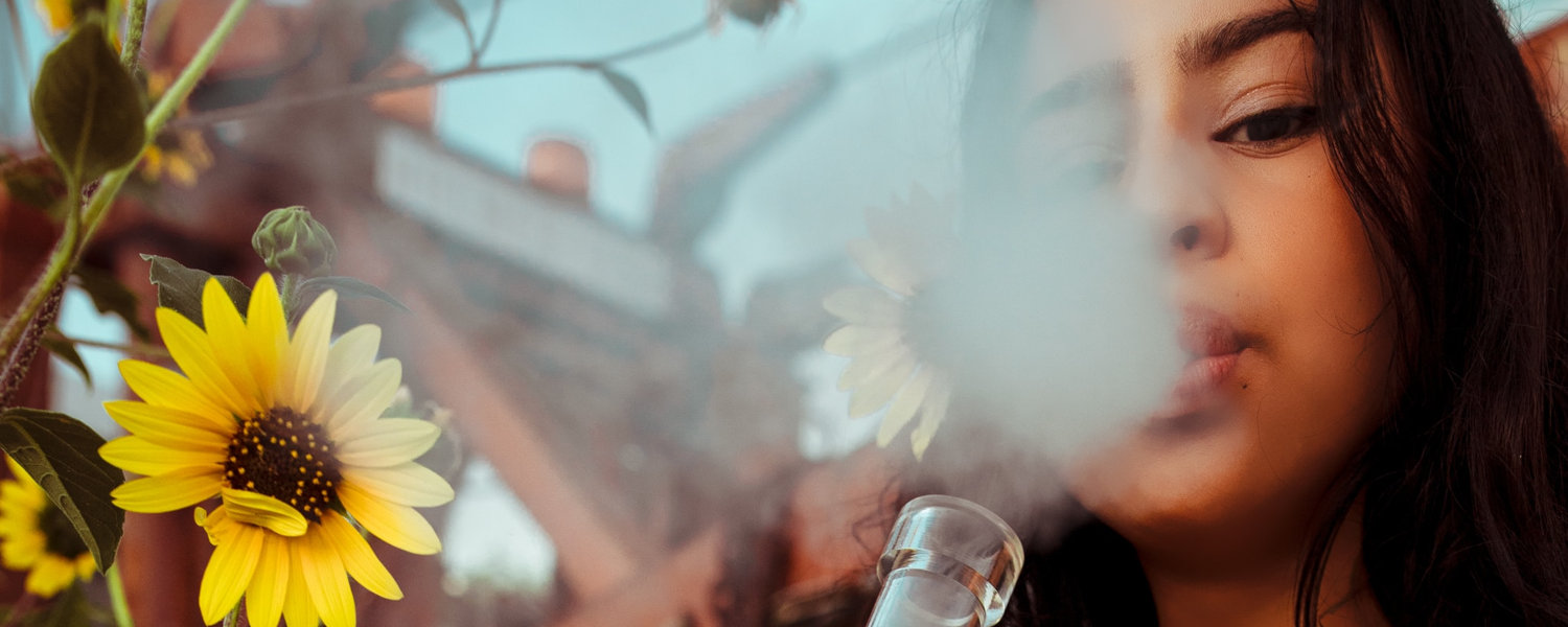 Smoking CBD Benefits, Risks, and Best Methods NuggMD