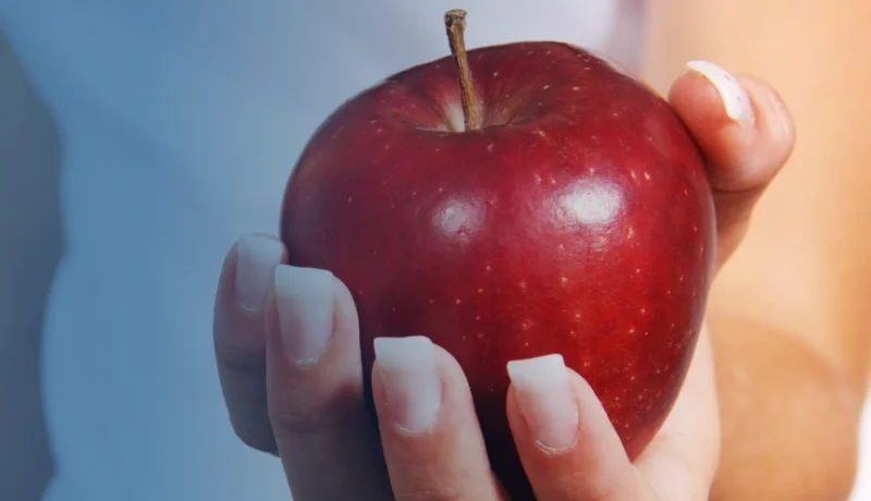 How to Make an Apple Bong